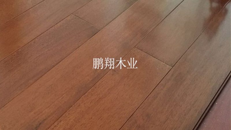多层实木地板保养加盟代理：揭秘保养秘诀与加盟优势